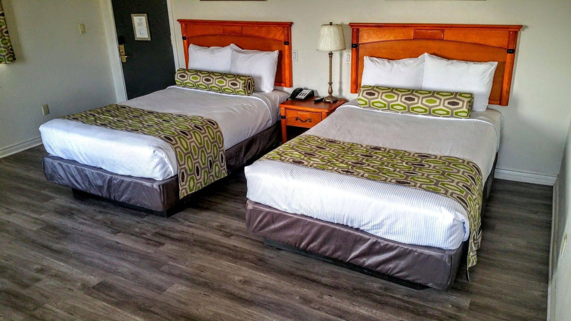 Jewel City Inn Glendale Ngoại thất bức ảnh